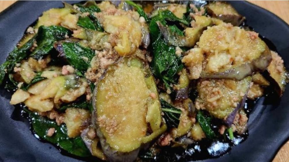 Eggplant with Pork Sauce 肉末茄子