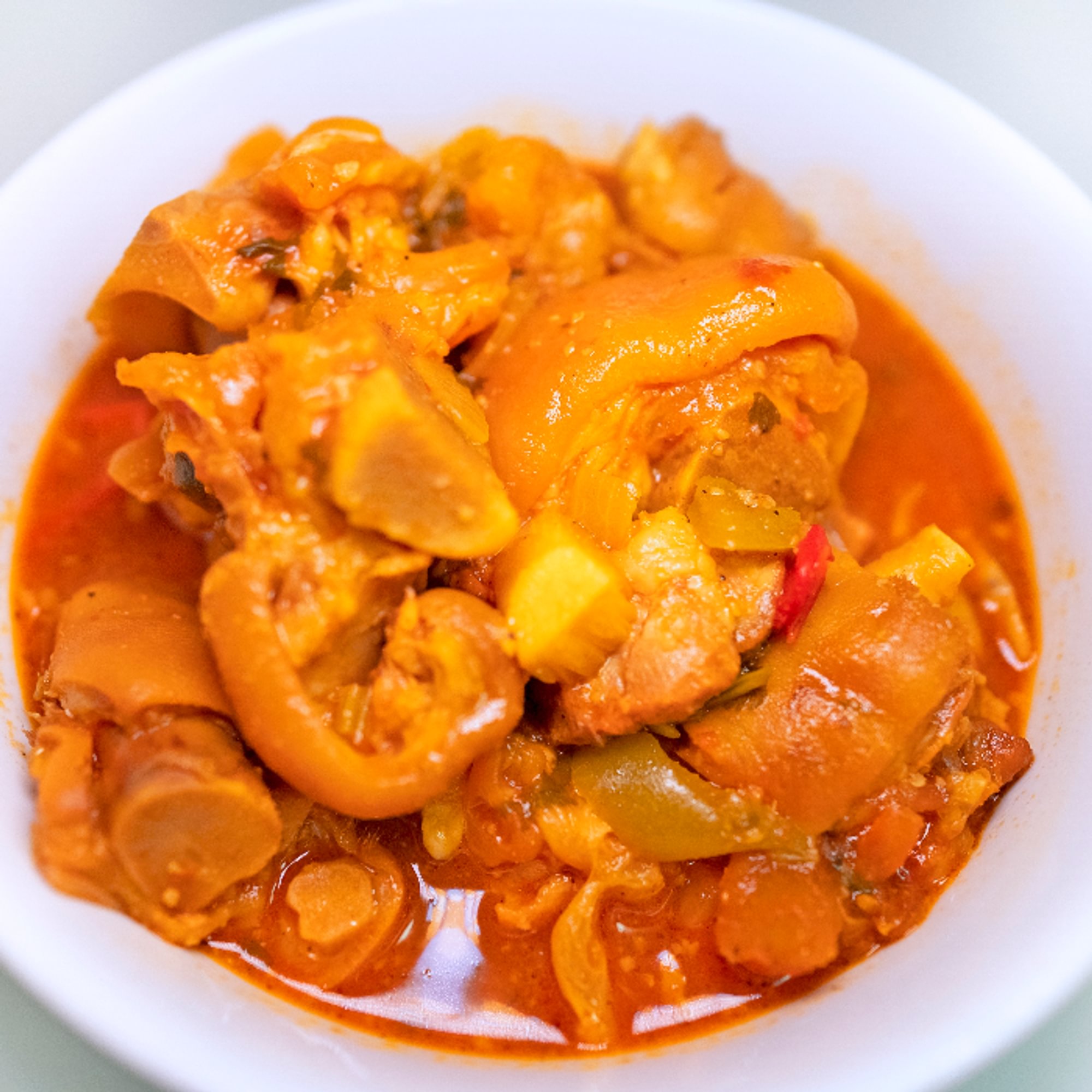 Patitas De Cerdo Guisadas