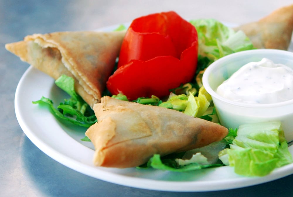 36. Samosa (3 pieces)