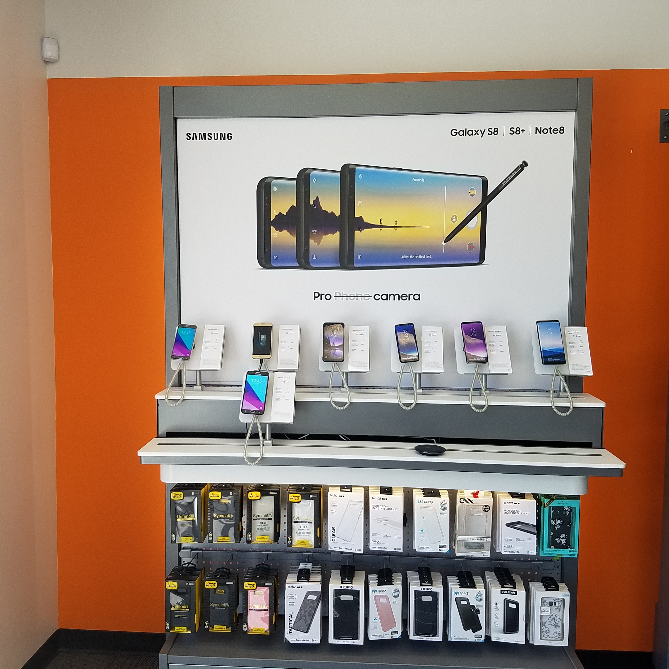 AT&T Store Photo