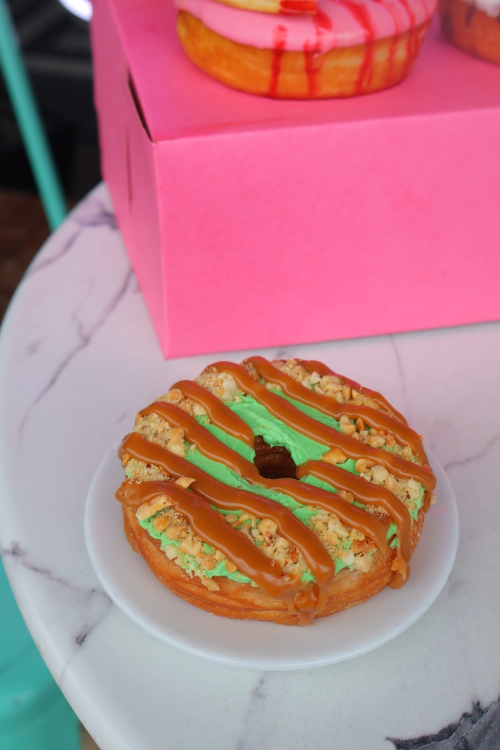 Candy Caramel Cronut (ENDS 10/4)