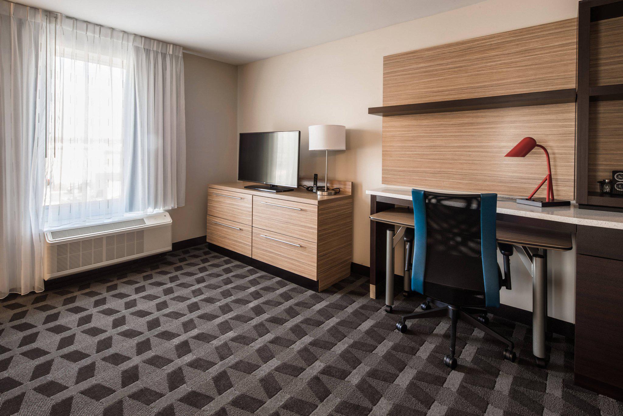 TownePlace Suites by Marriott Cleveland Photo