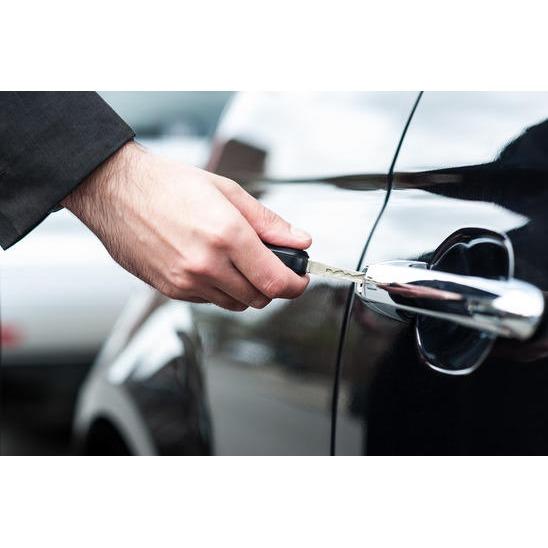 V &amp; M Automotive Locksmith Logo