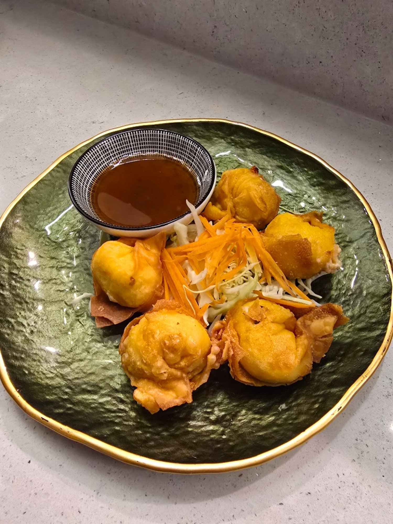 Crab Rangoon