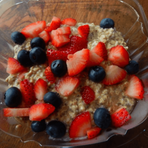 Overnight Oats (GF) W/ Fresh Berries