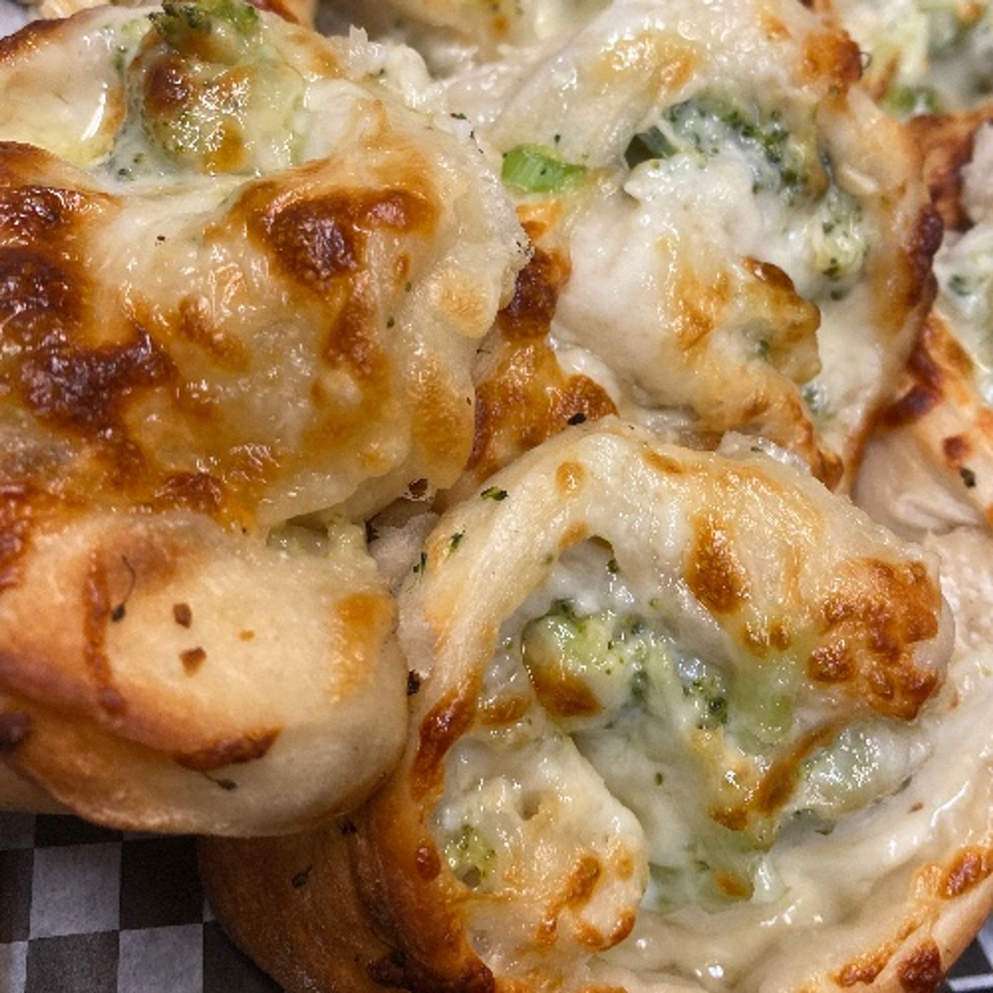 Garlic Broccoli (Pinwheel)