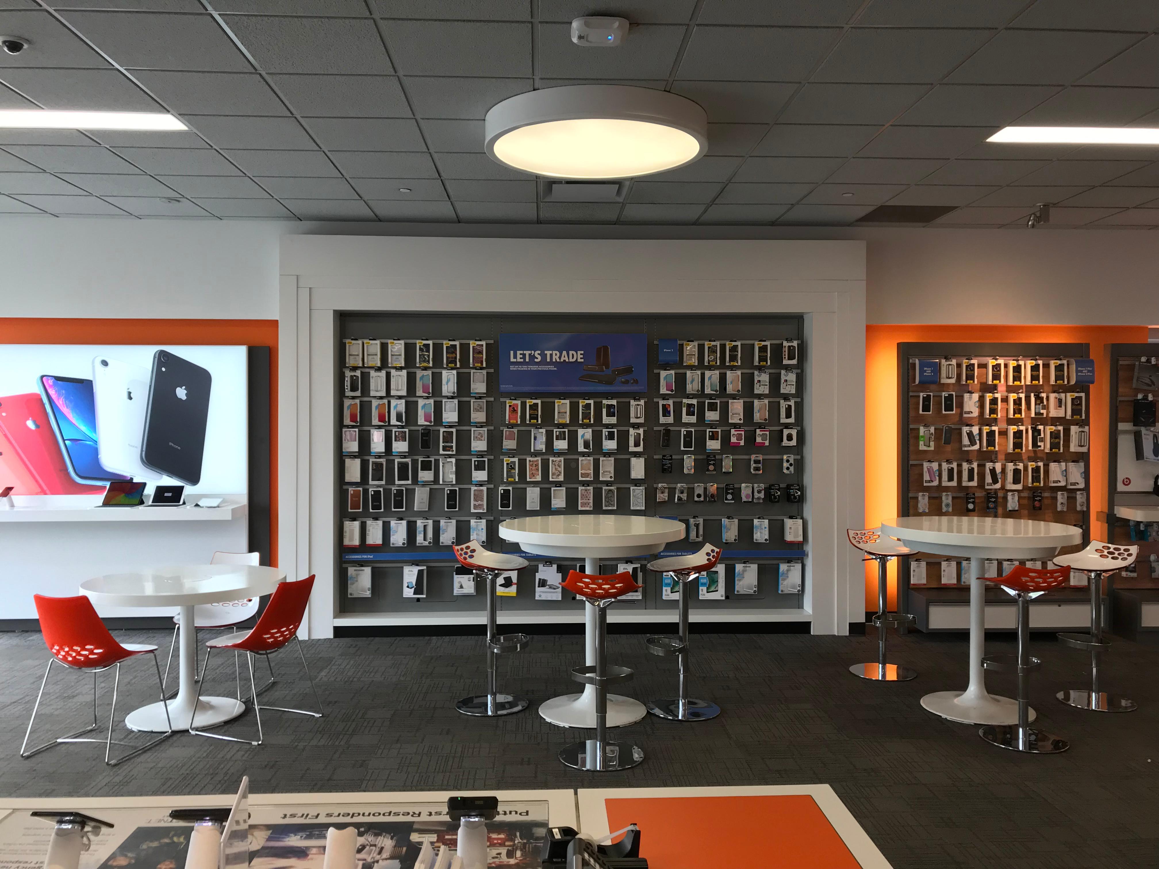 AT&T Store Photo