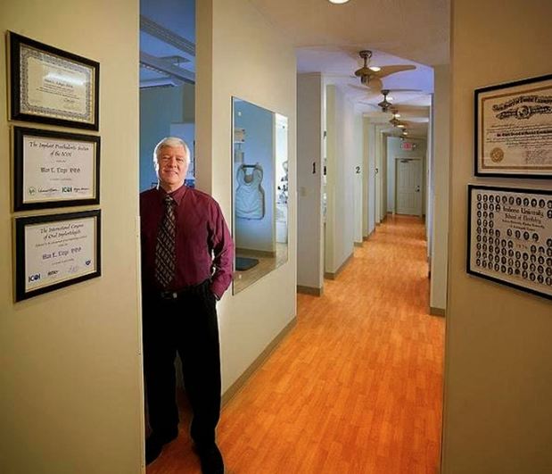 Images Max L Lingo, DDS