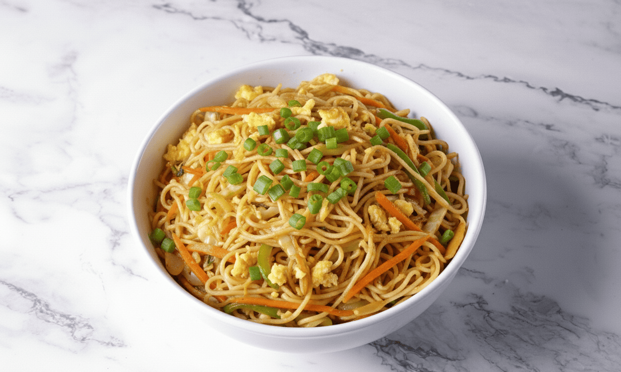 EGG HAKKA NOODLES