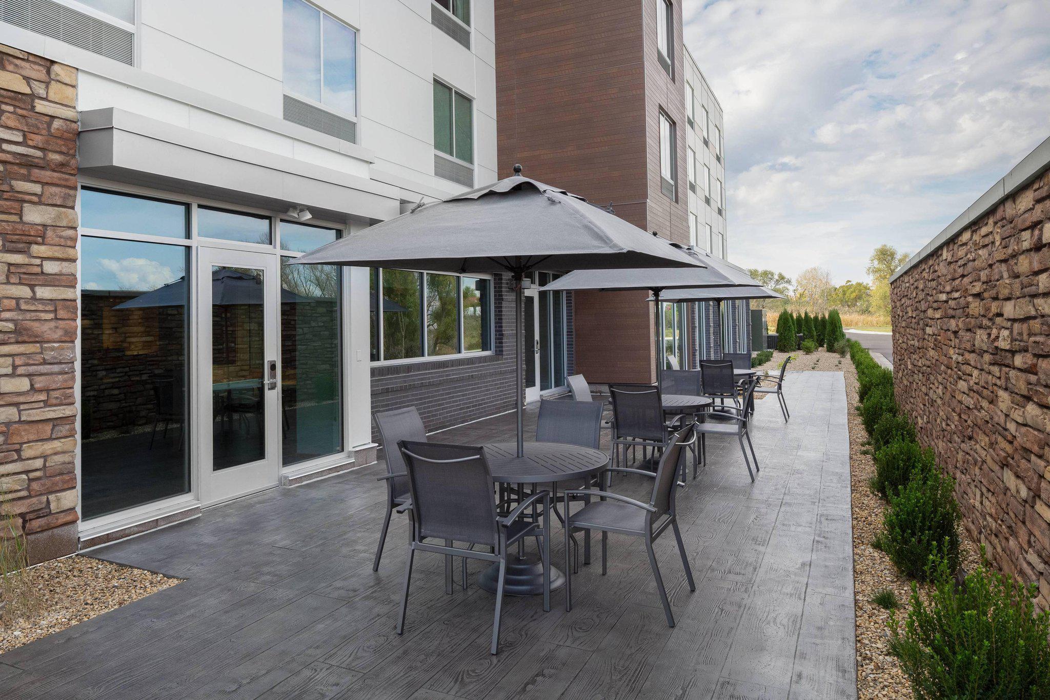 Fairfield Inn & Suites by Marriott Kenosha Pleasant Prairie Photo