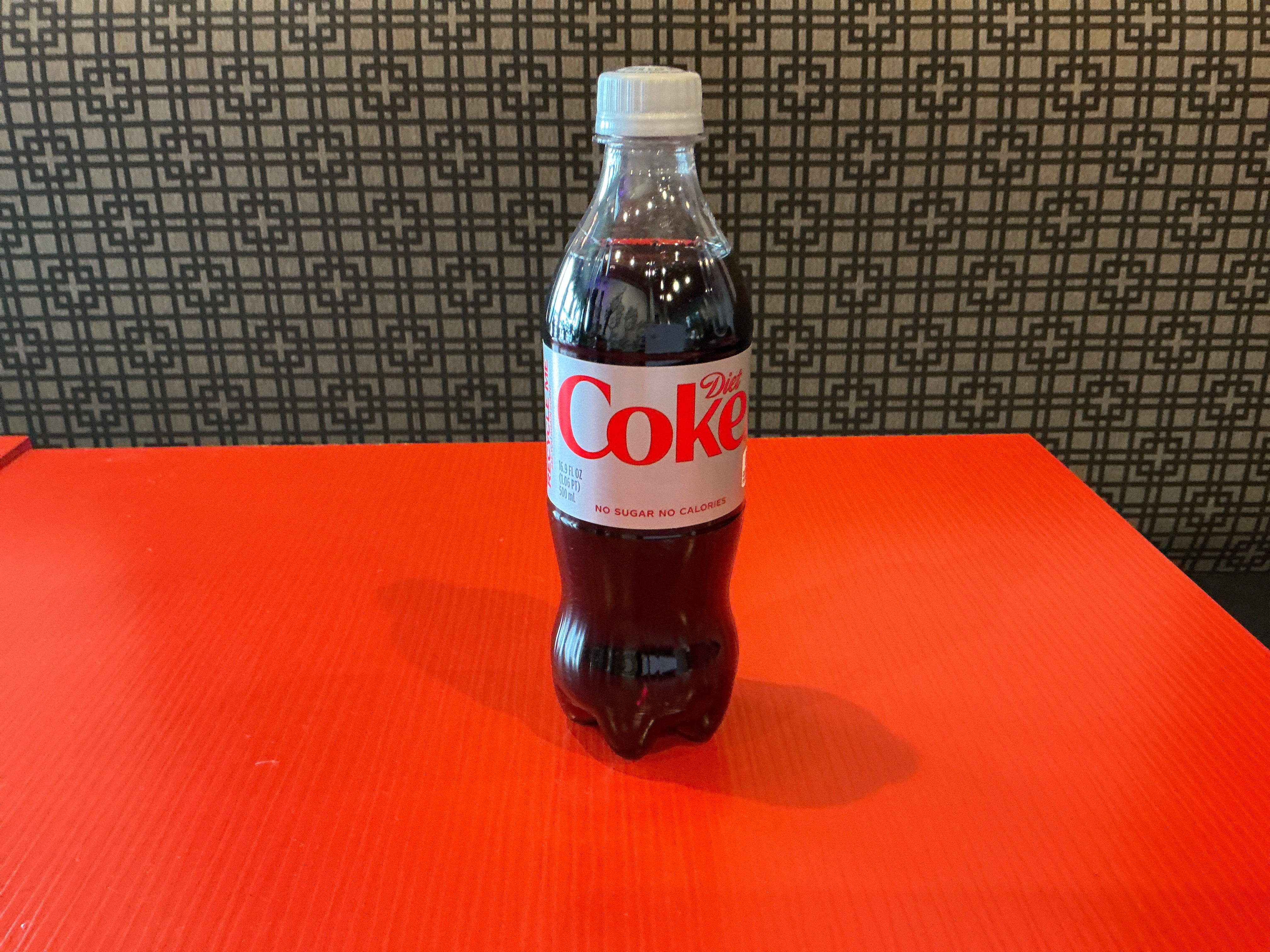 BOTTLE DIET COKE