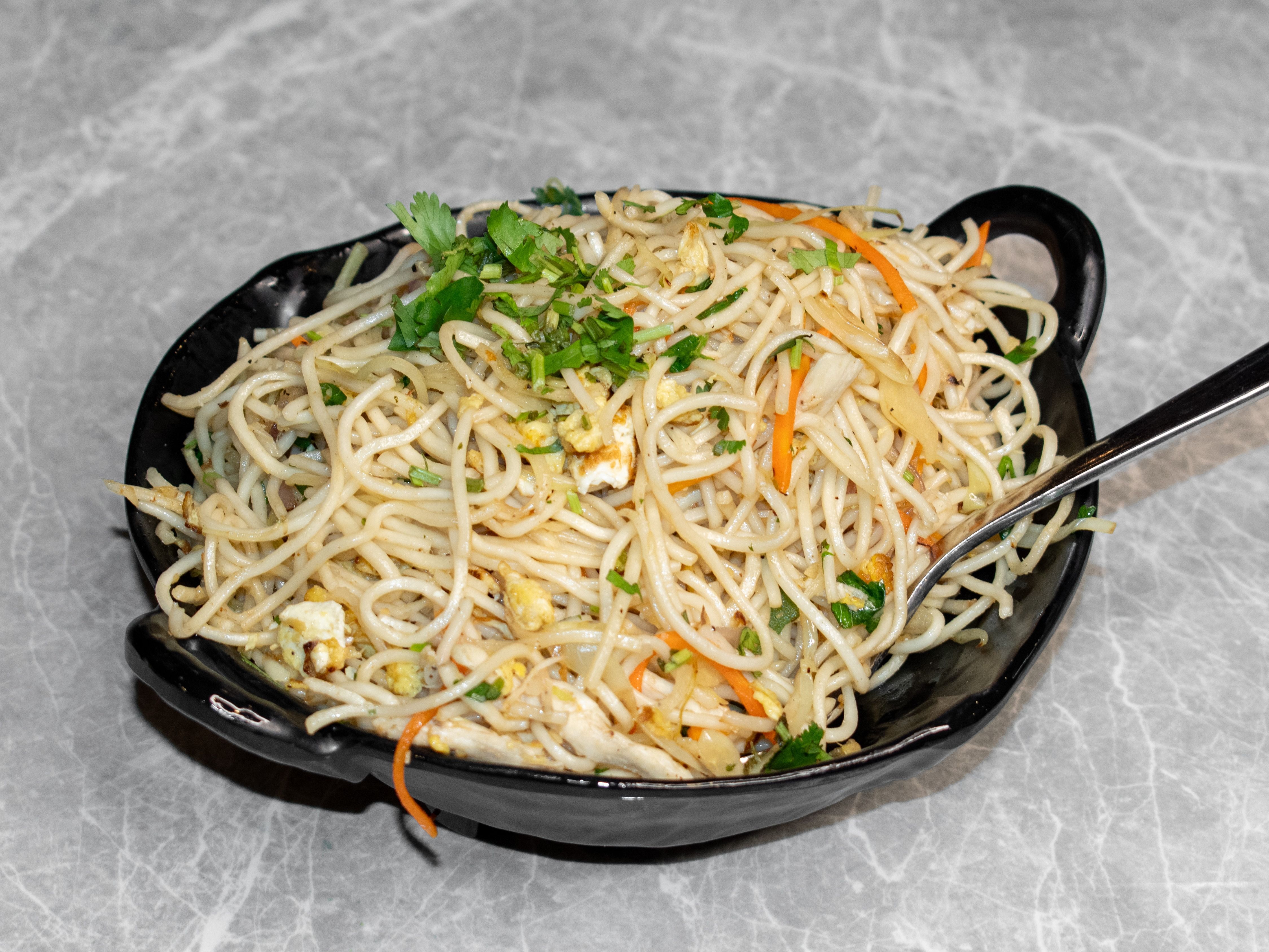 Burn Garlic Egg Noodles