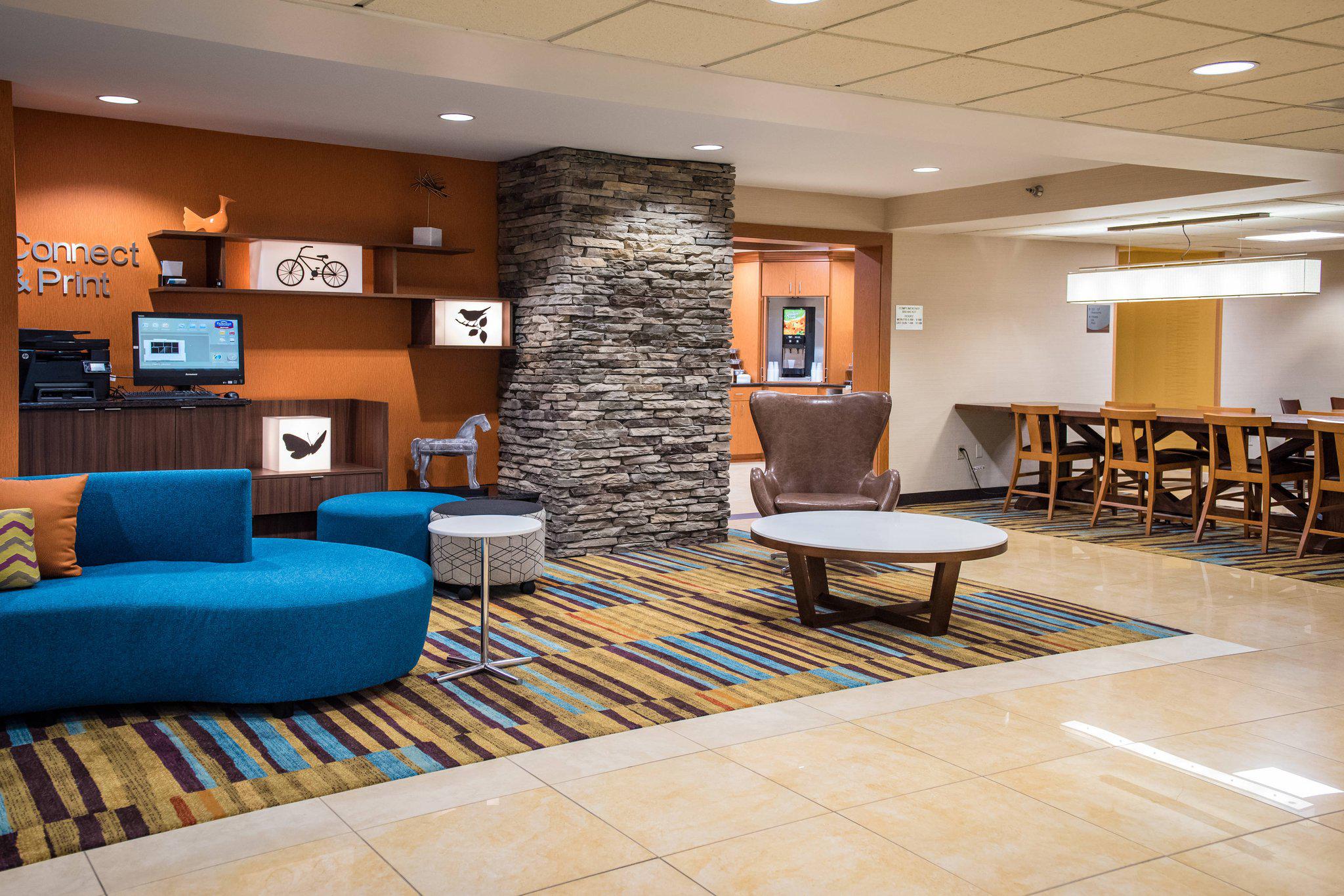 Fairfield Inn & Suites by Marriott Knoxville/East Photo