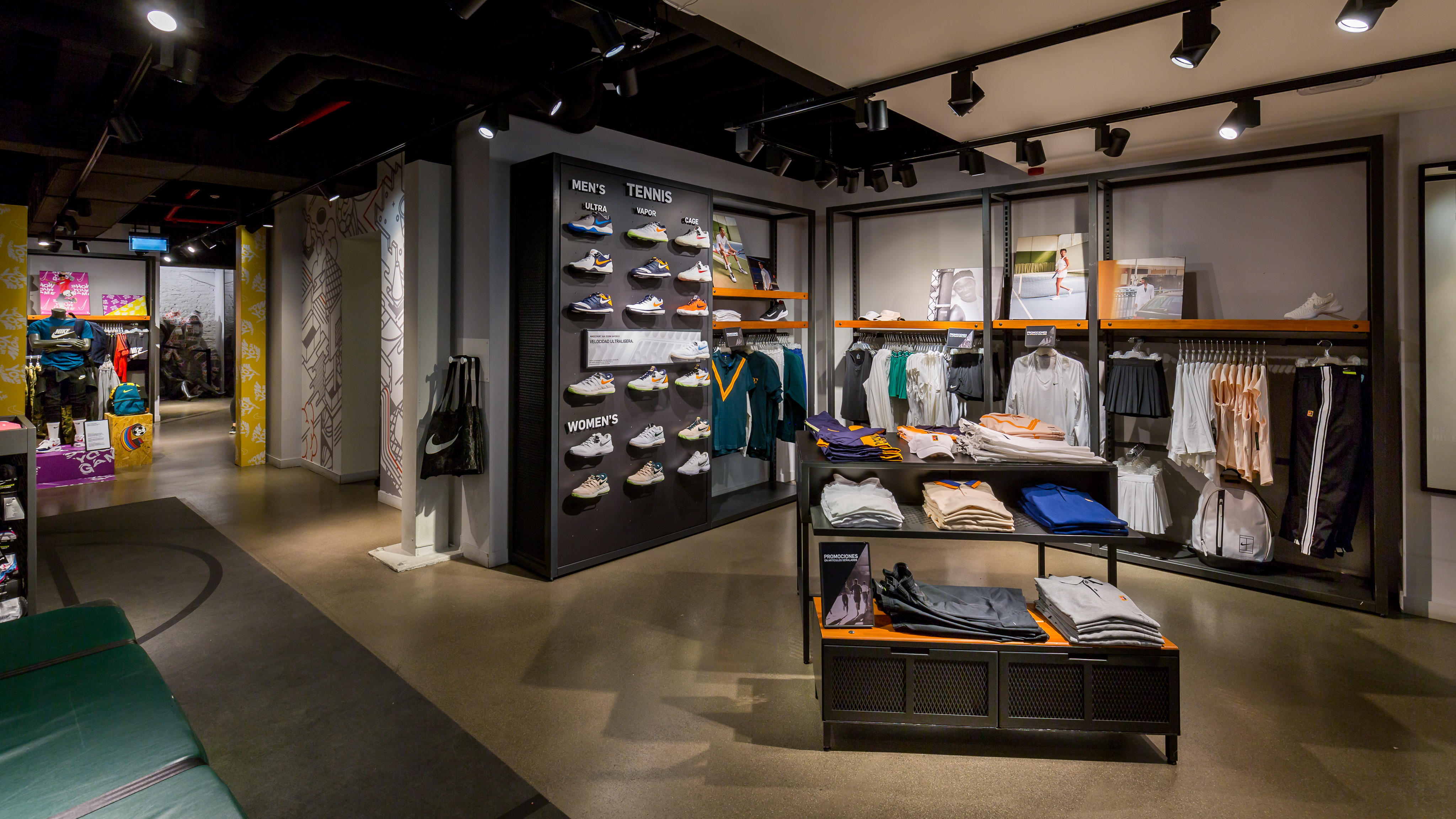 Images Nike Store Serrano