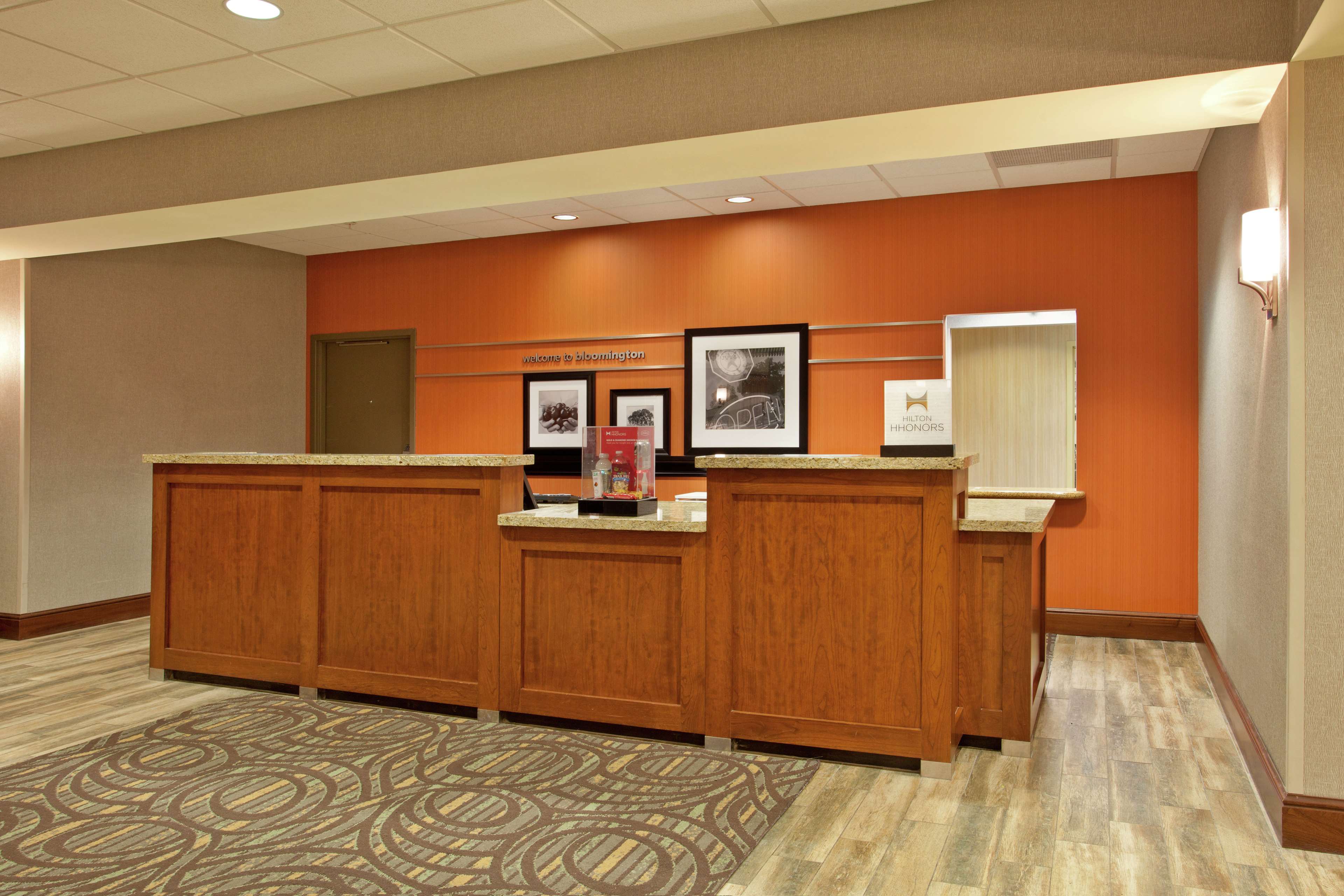 Hampton Inn Suites Minneapolis St Paul Arpt-Mall of America Photo