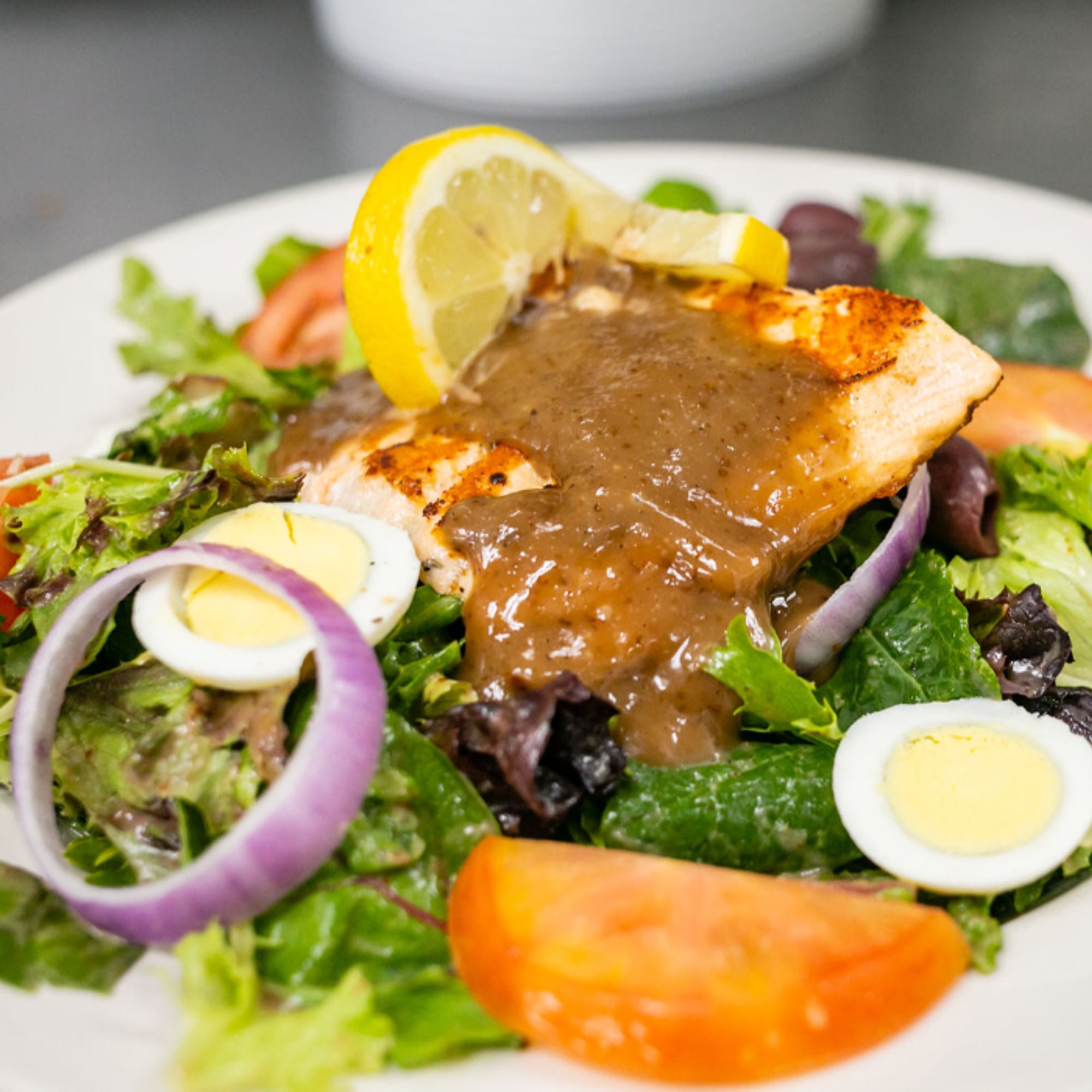 Niçoise Salmon Salad