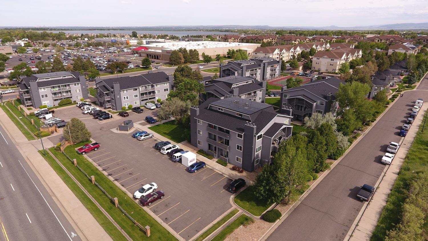 ELK Roofing & Construction Image