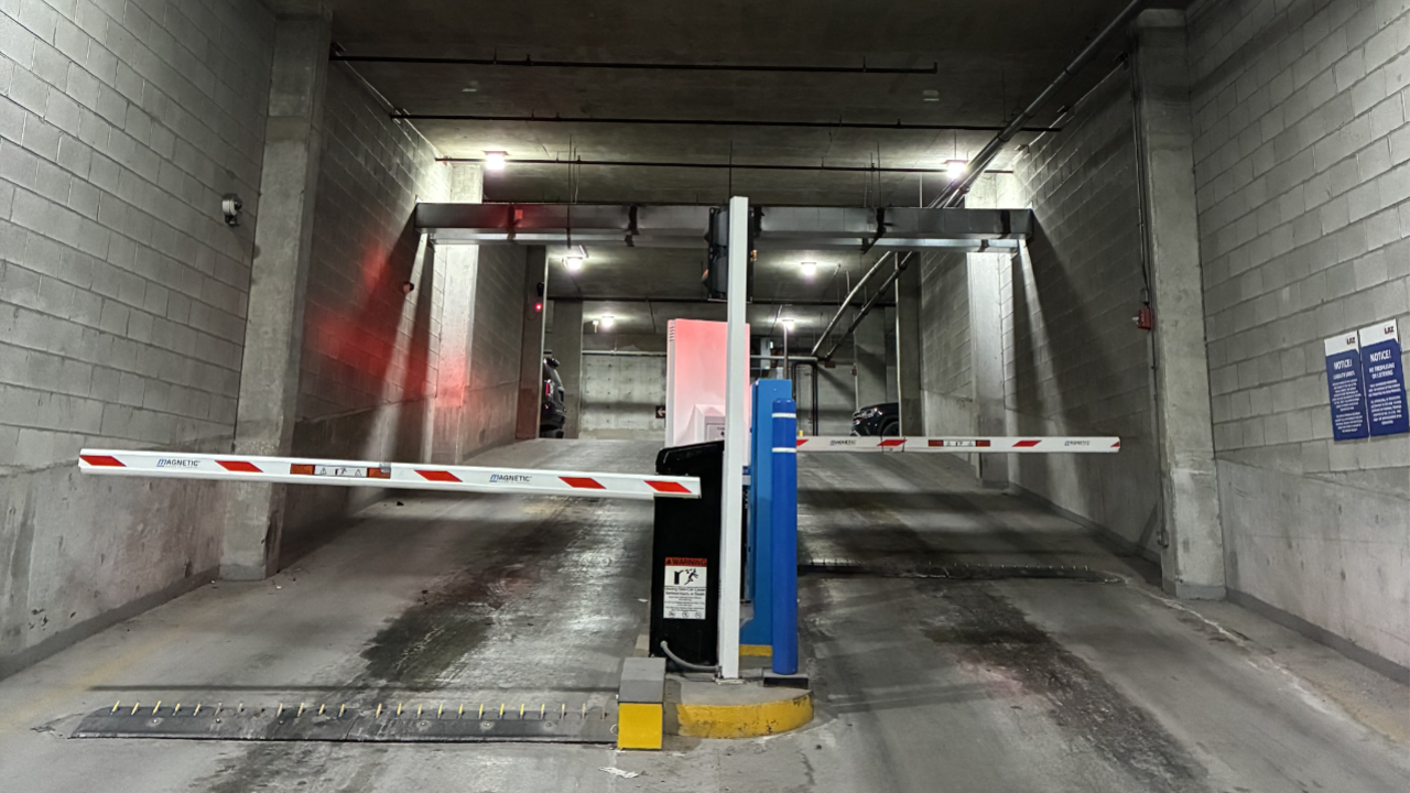 LAZ Parking - Arrive LEX