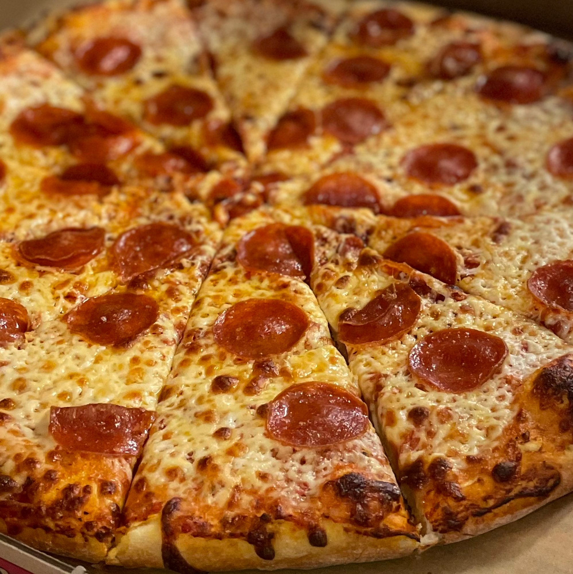 18" One Topping