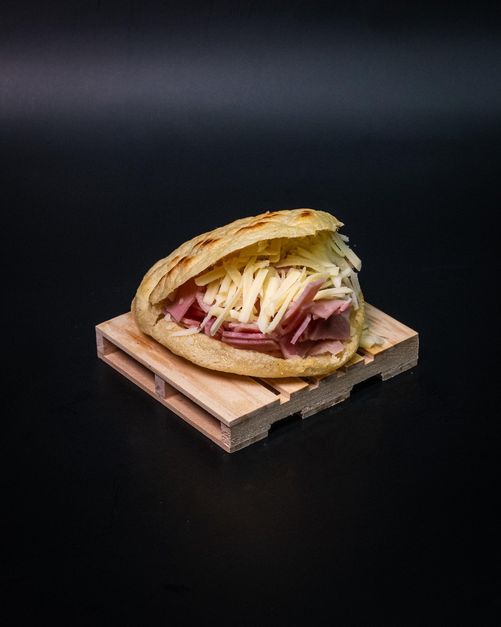 Ham & cheese arepa