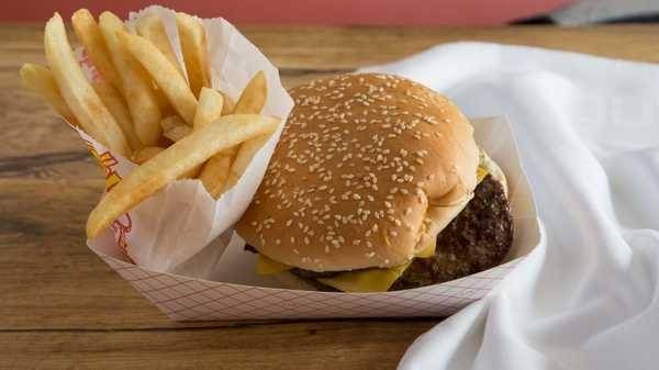 The Texan Cheeseburger