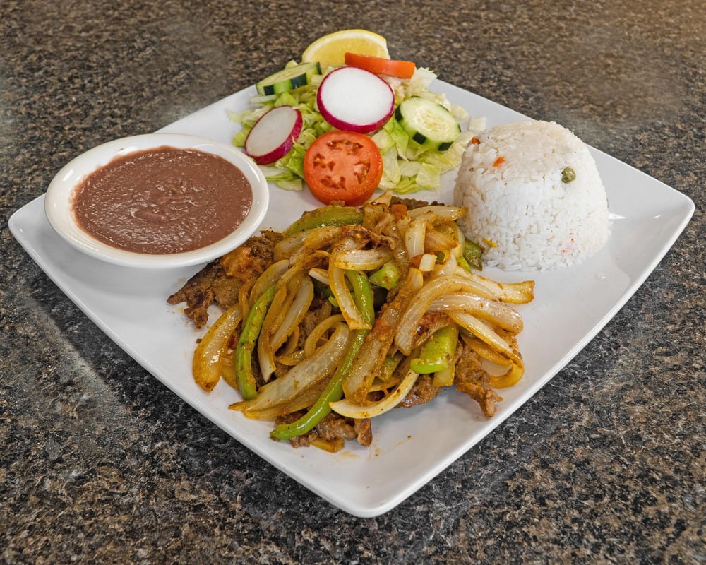 Bistec Encebollado