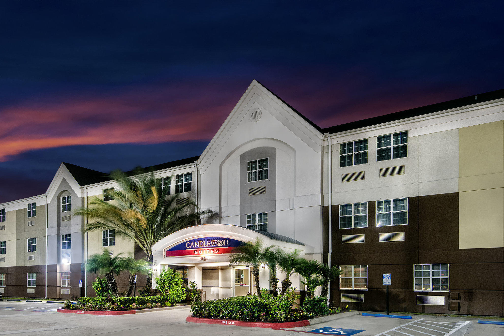 Candlewood Suites Galveston Photo