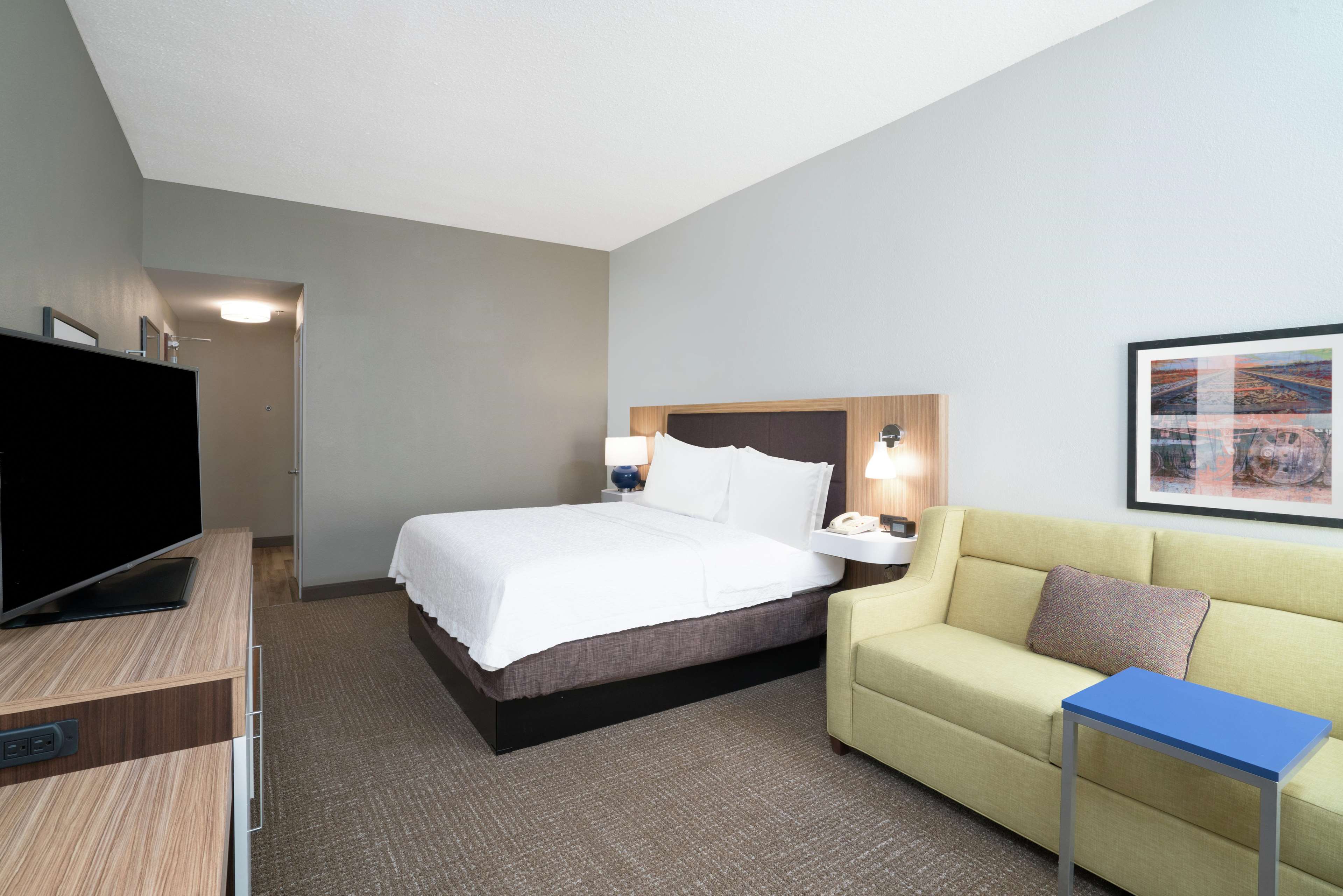 Hampton Inn Madison Huntsville Airport Photo