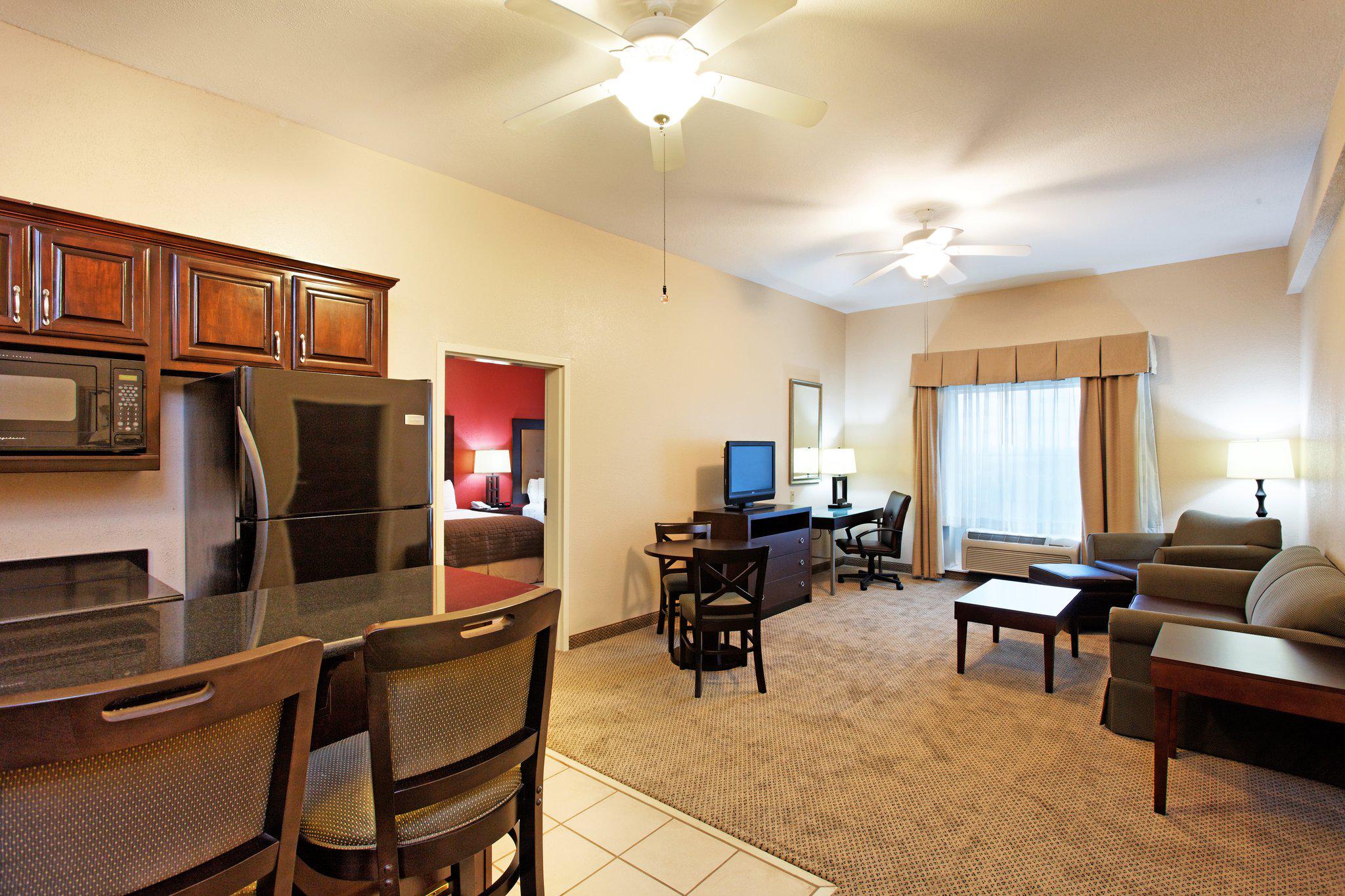 Holiday Inn Batesville Photo