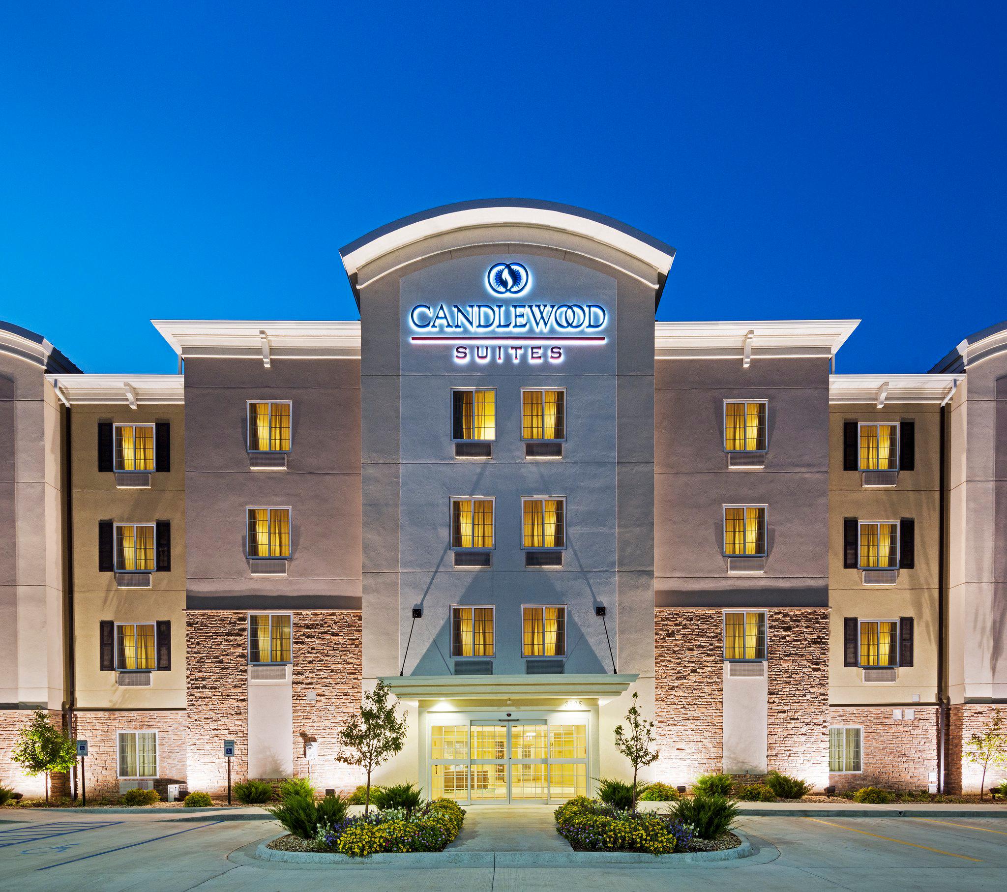 Candlewood Suites Baton Rouge - College Drive Photo