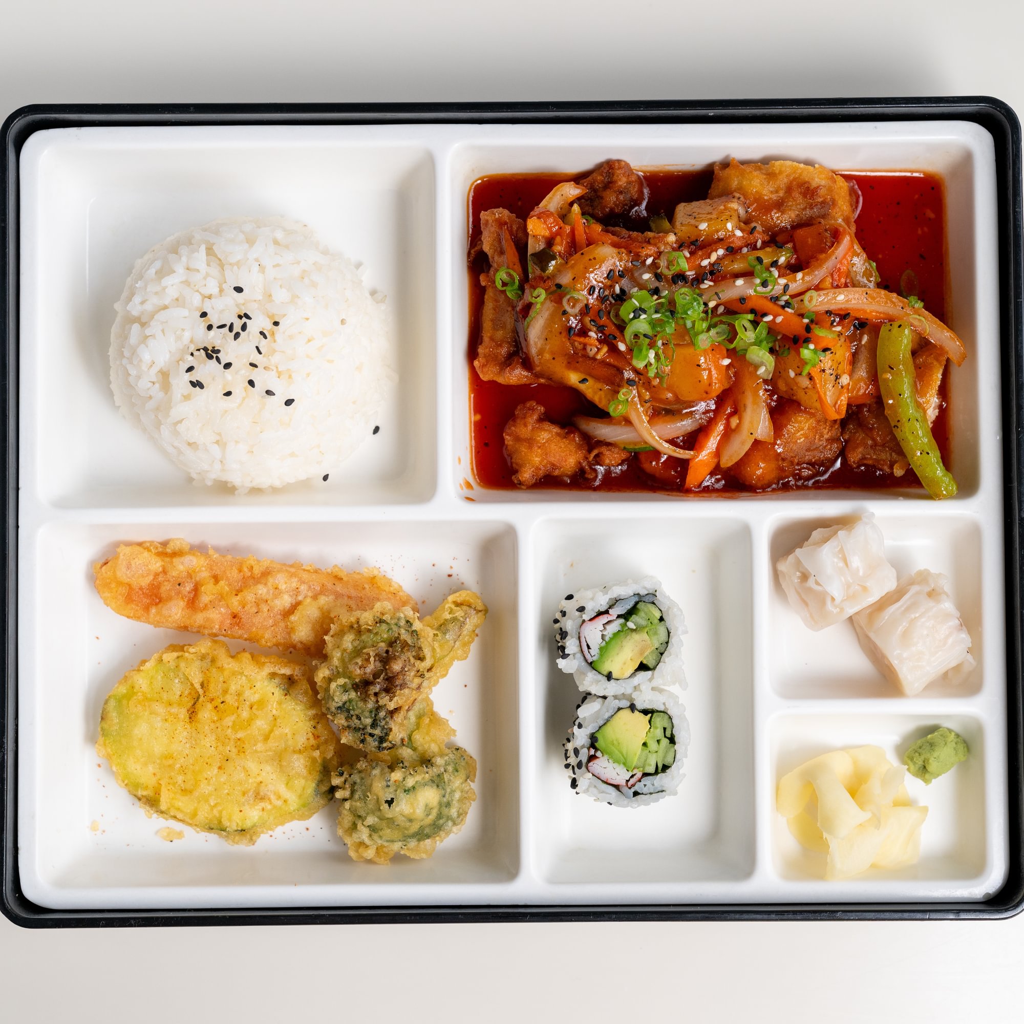 L- Seiko Chicken Bento Box