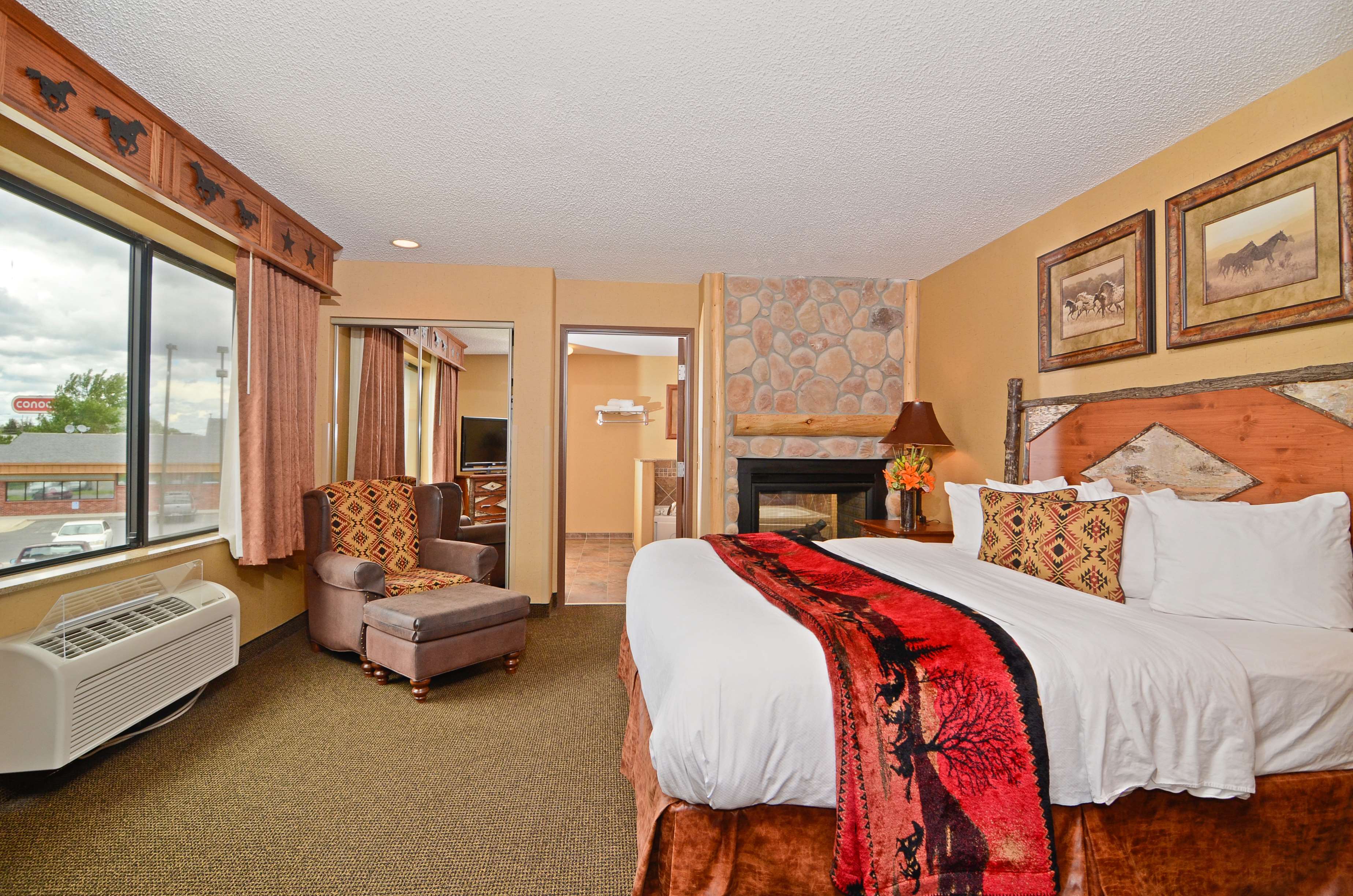 Best Western Plus Kelly Inn & Suites Photo