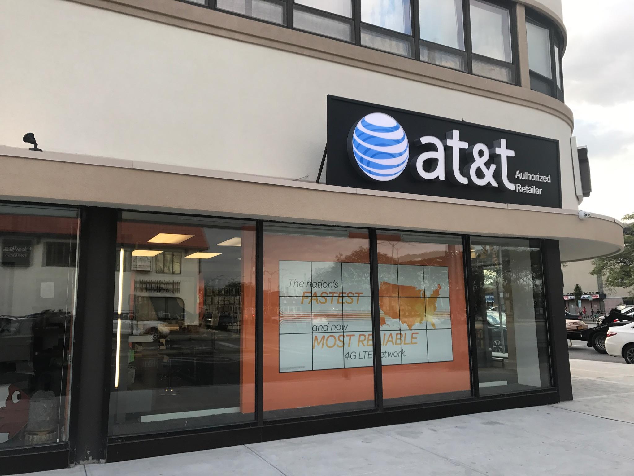 AT&T Store Photo