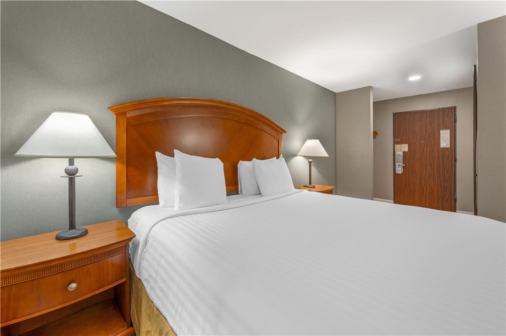 Best Western Manassas Image