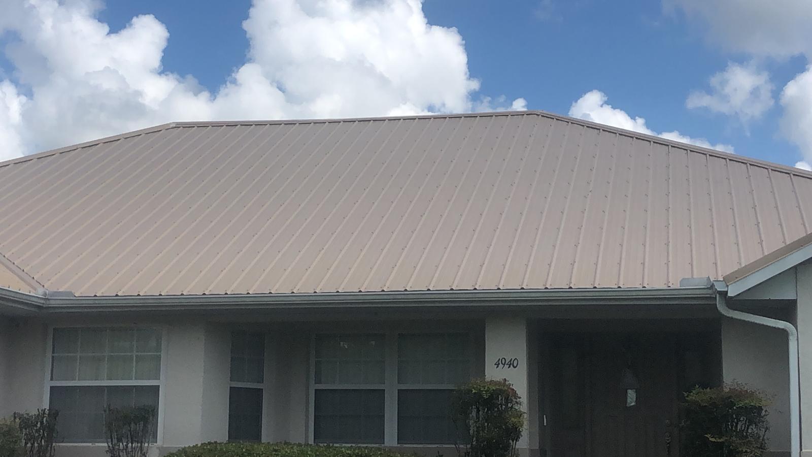 Pinnacle Roofing Image