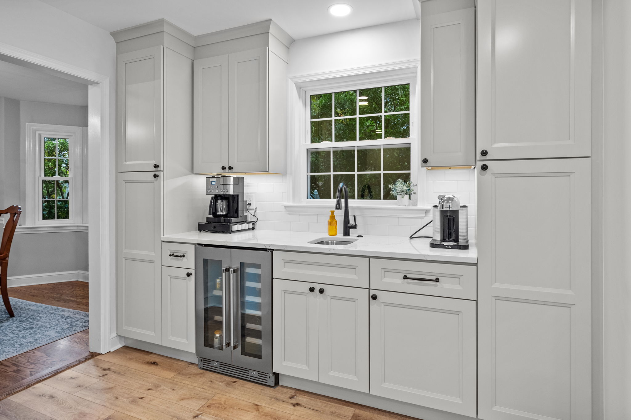 House Of Lilies Interior Design Image