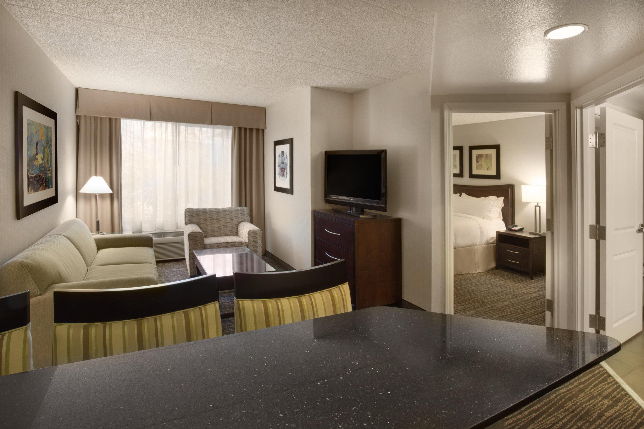 Holiday Inn & Suites Scottsdale North - Airpark Photo