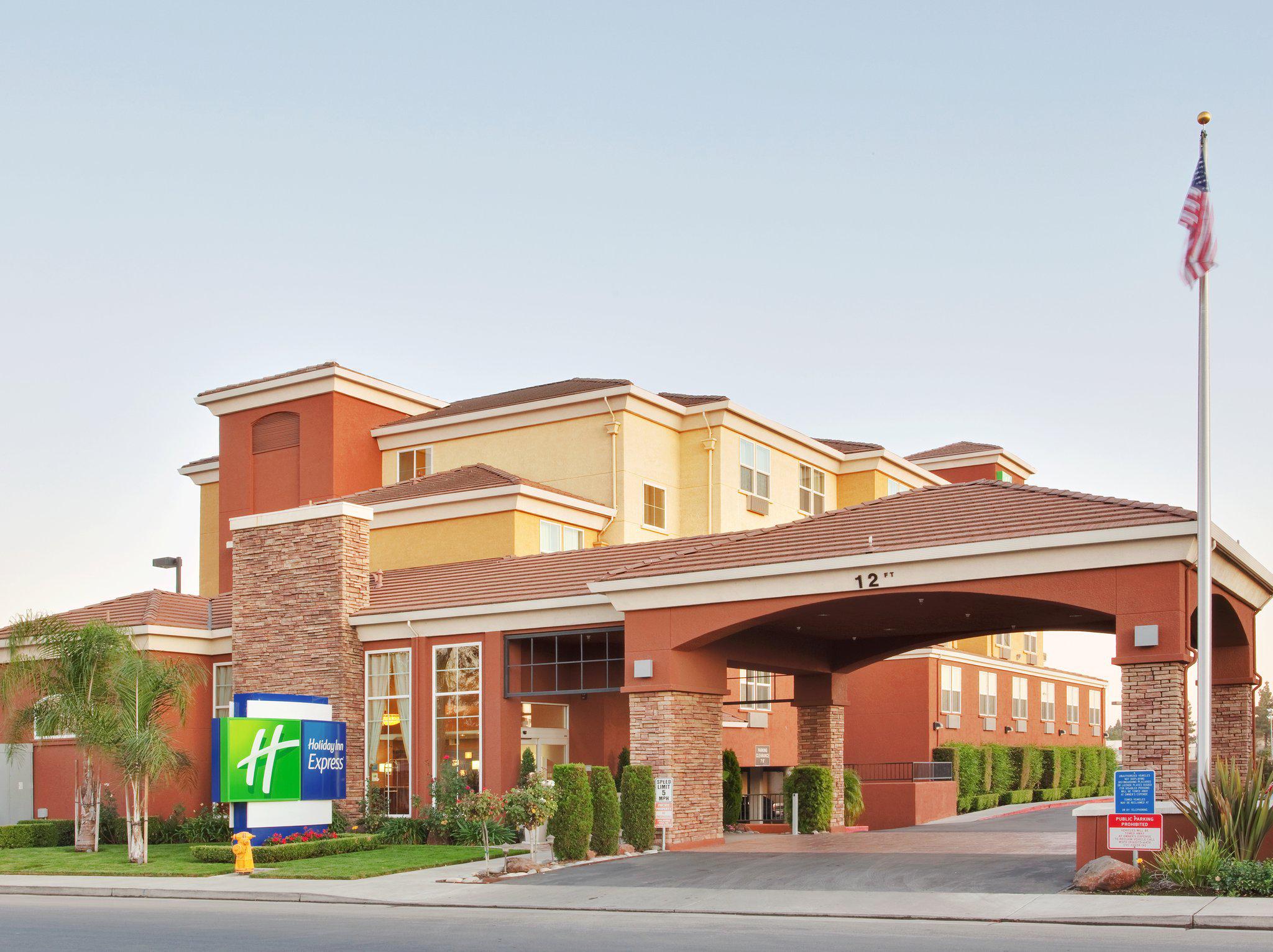 Holiday Inn Express West Sacramento - Capitol Area Photo