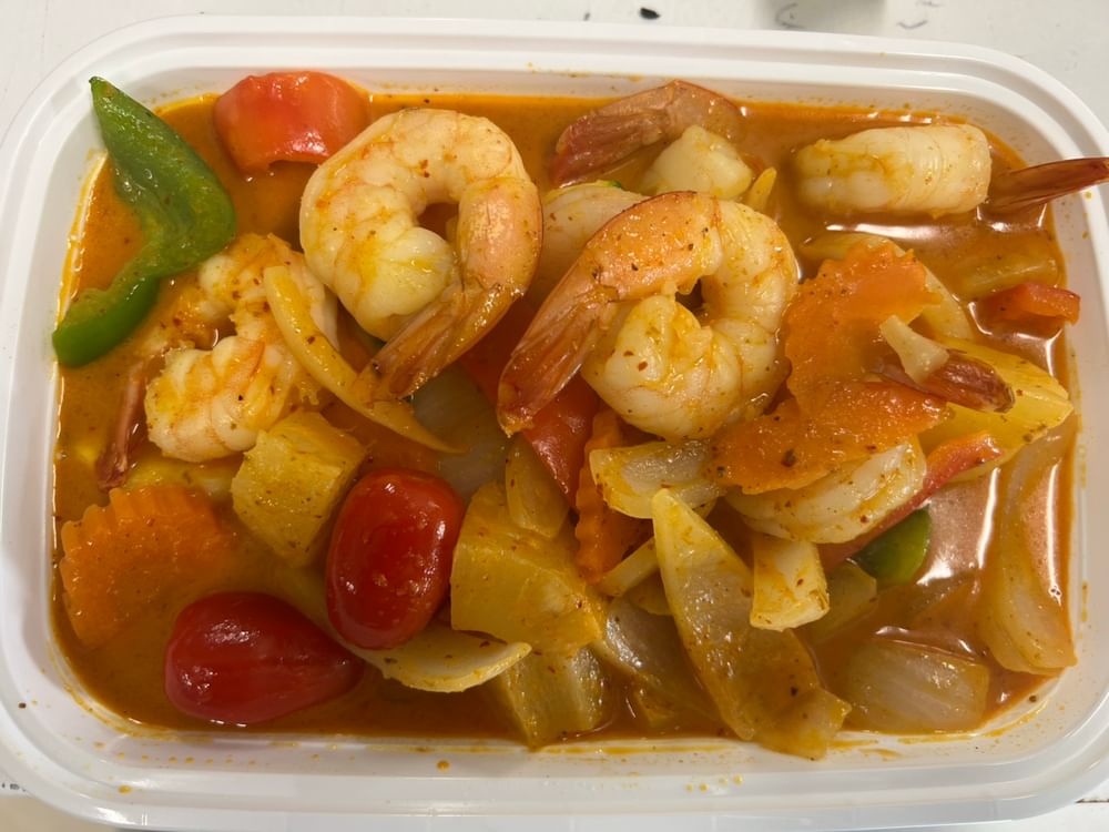C4. Pineapple Yellow Curry