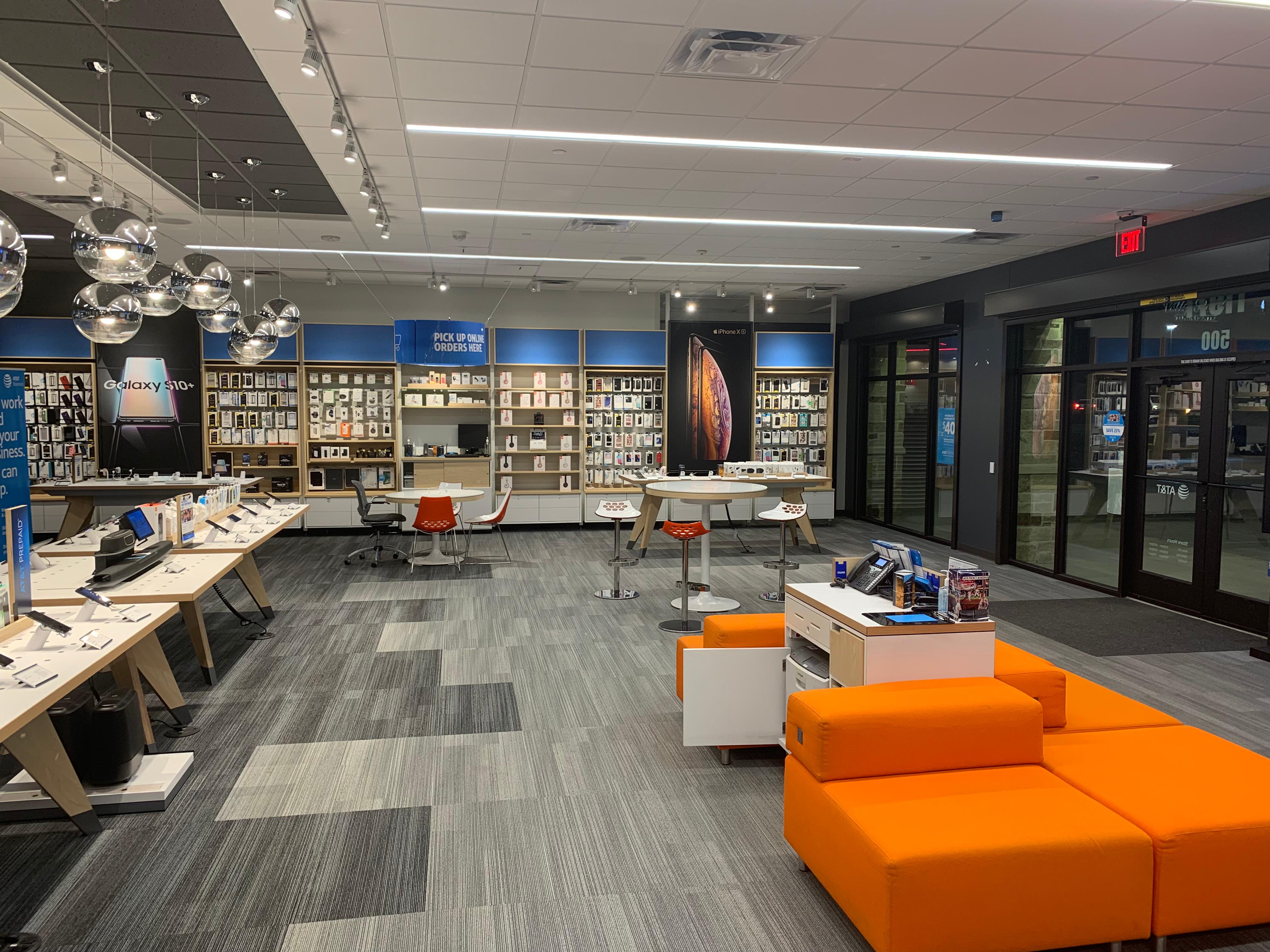 AT&T Store Photo