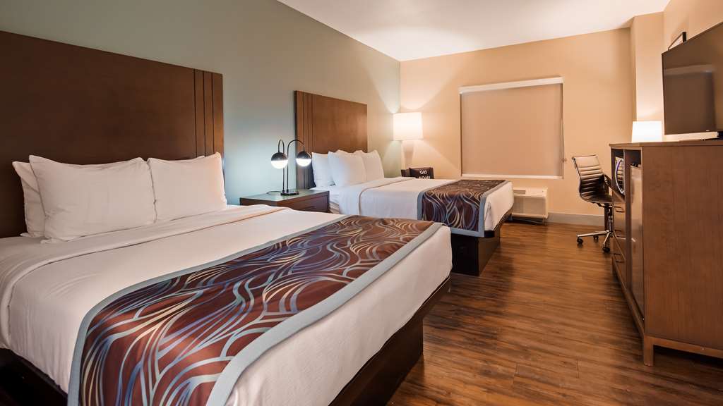 Best Western Plus New Barstow Inn & Suites Image