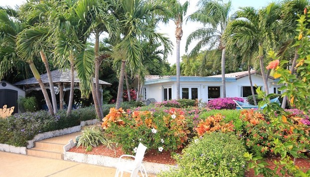 Images Island Villa Rental Properties