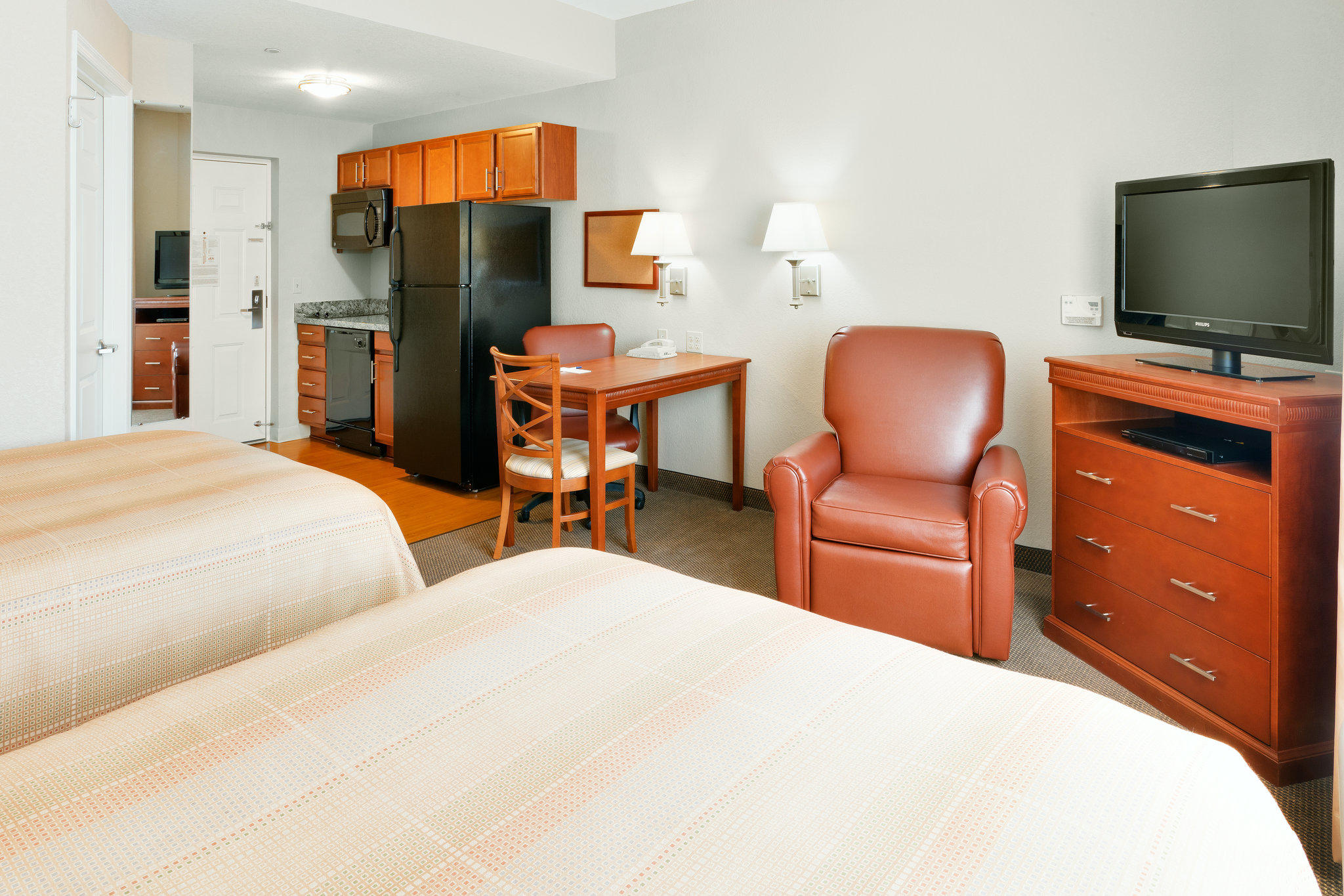 Candlewood Suites Hazleton Photo