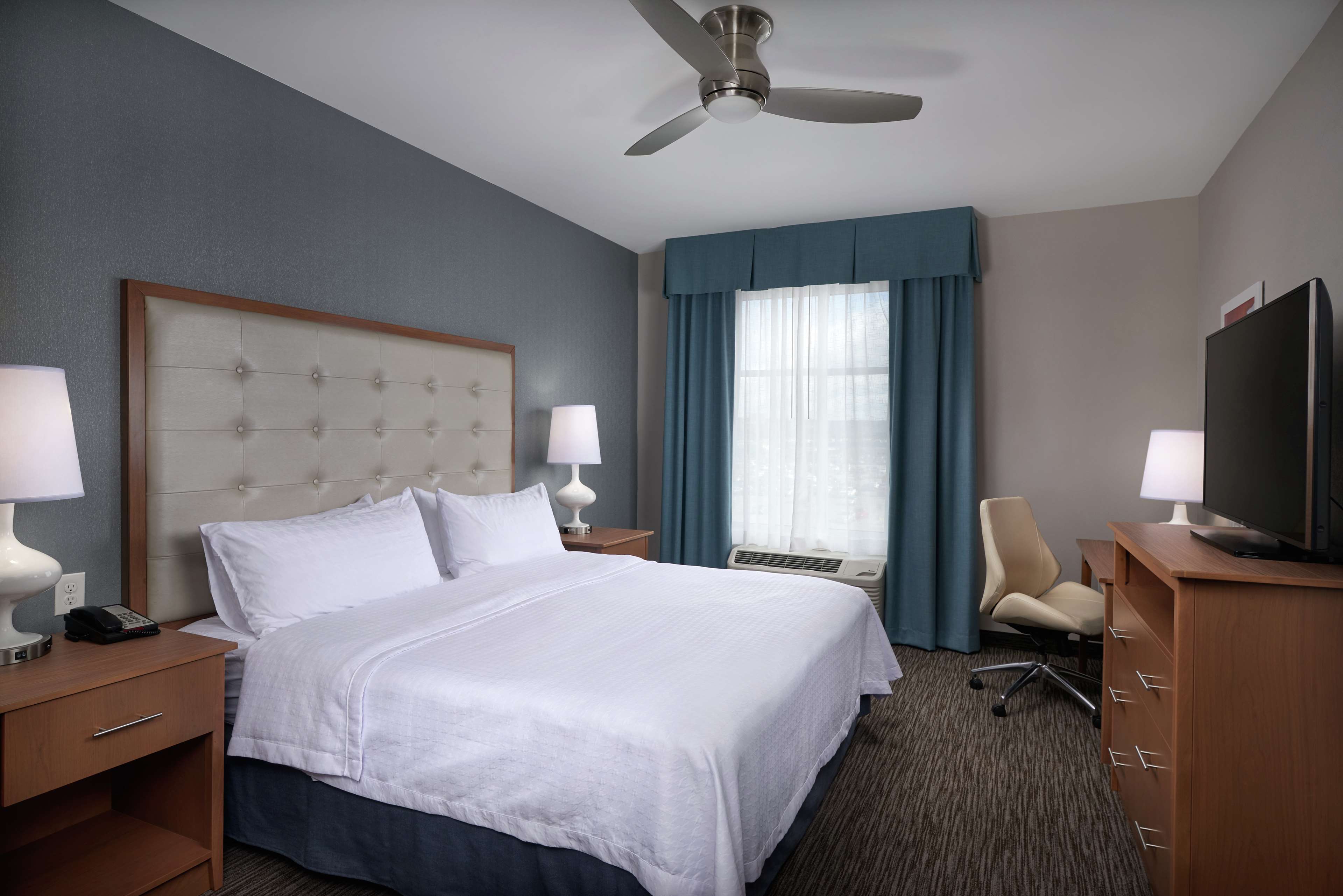 Homewood Suites By Hilton Cincinnati Midtown Photo