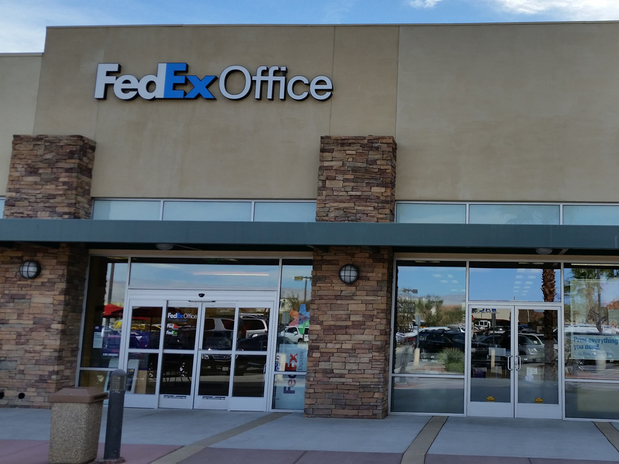 Images FedEx Office Print & Ship Center