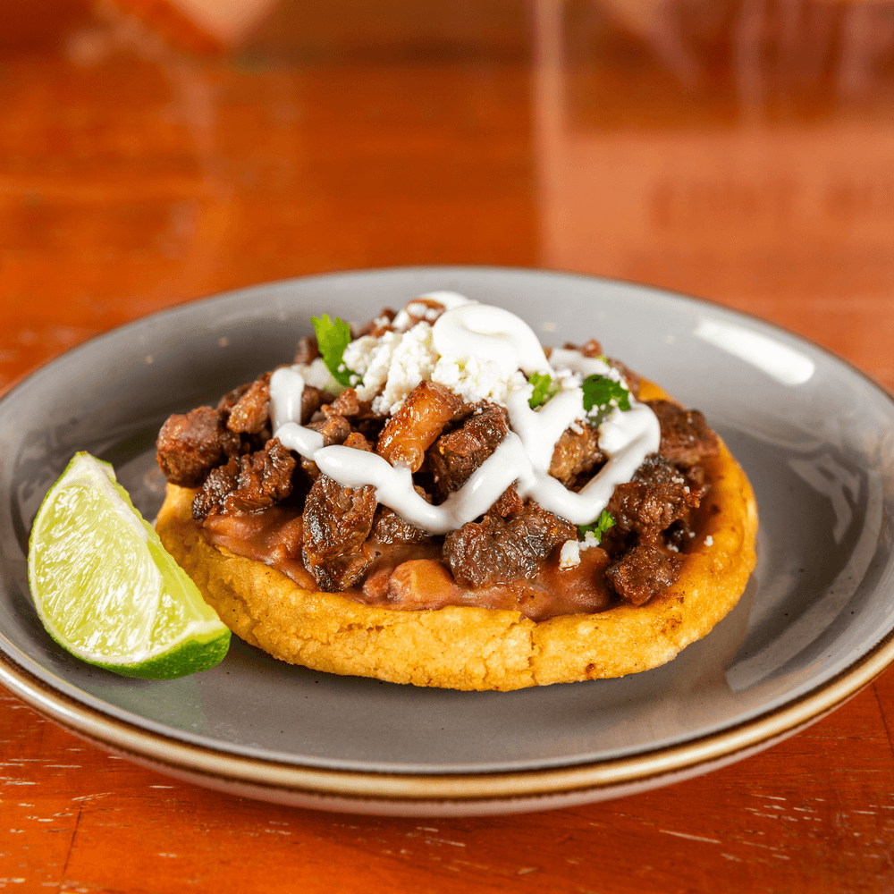 Sopes De Cochinillo