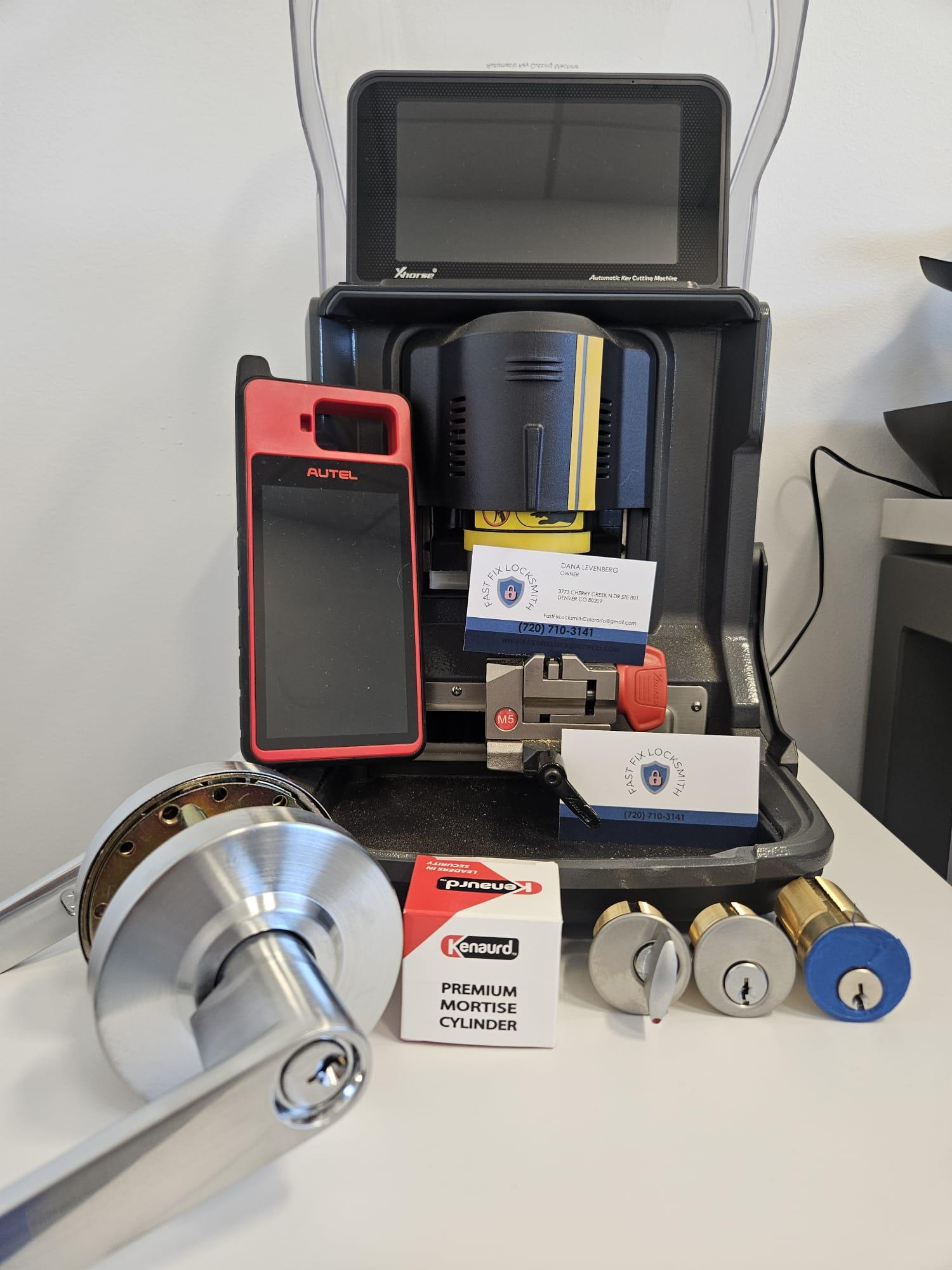 Fast Fix Locksmith Image