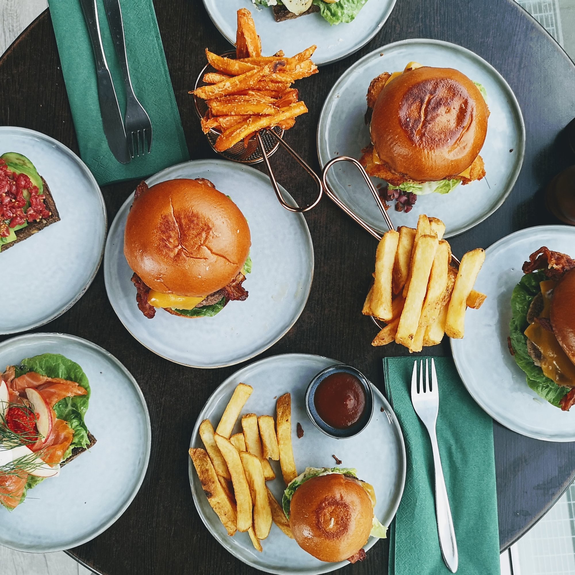 Black Angus Burger