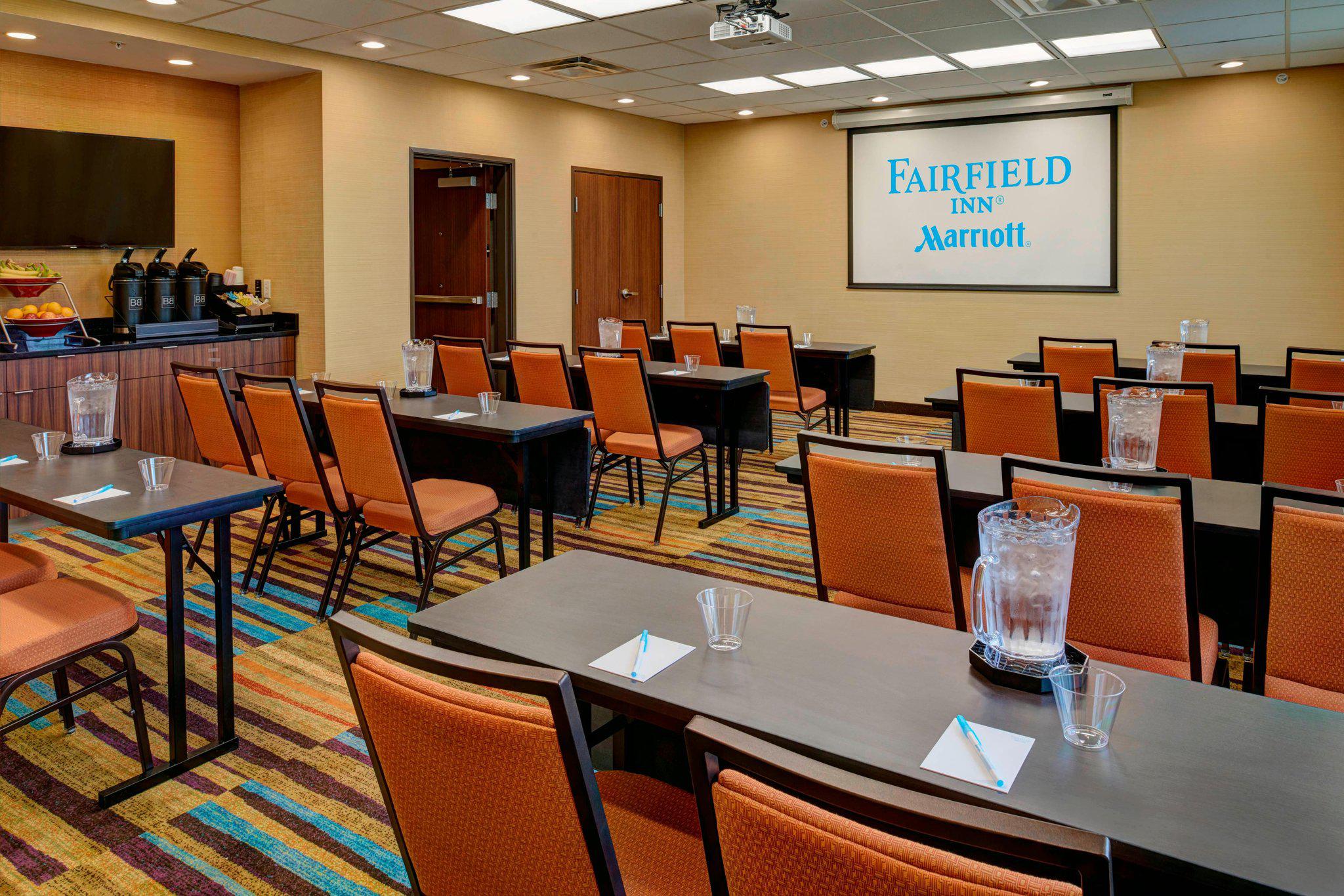 Fairfield Inn & Suites by Marriott Detroit Troy Photo
