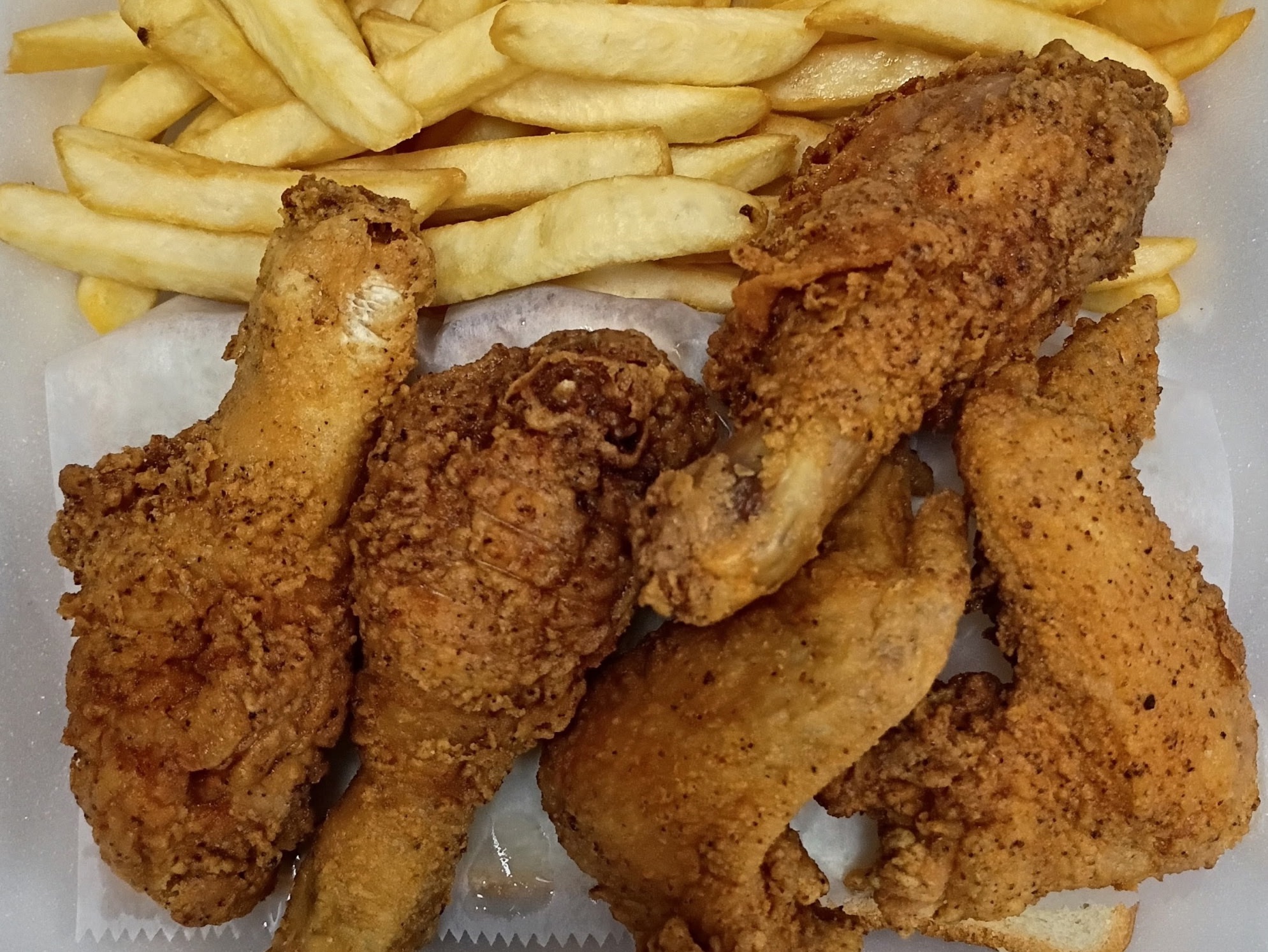 Street Combo Box (2 Whole Wings & 3 Drumsticks)